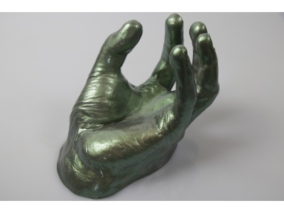 sculpture-rsine-support-tlphone-main-vert-nacr-5b